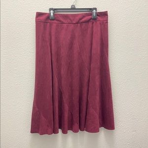 GILI Soft Red Velvet High Waisted Like New Dressy Comfy Size 4-6 Midi Skirt